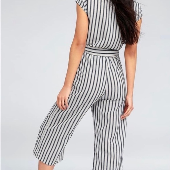 NWT LULUS Jumpsuit - Picture 3 of 12